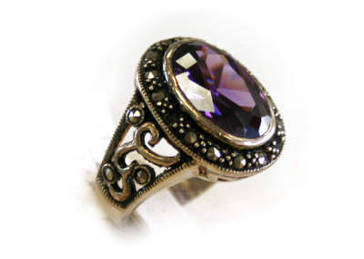 Amethyst and marcasite ring in silver.
