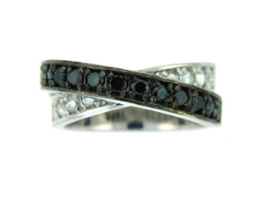 Black and white diamond criss-cross ring