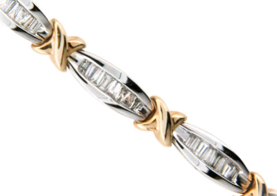 Diamond bracelet in white and yellow gold